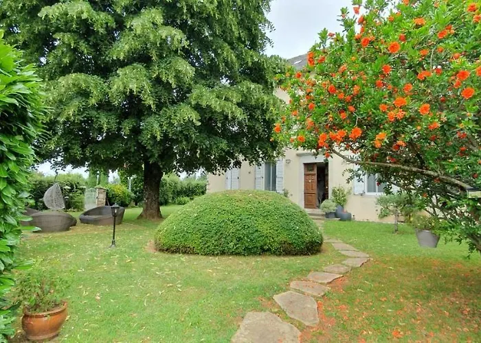 L'auglanas Гостевой дом 3*